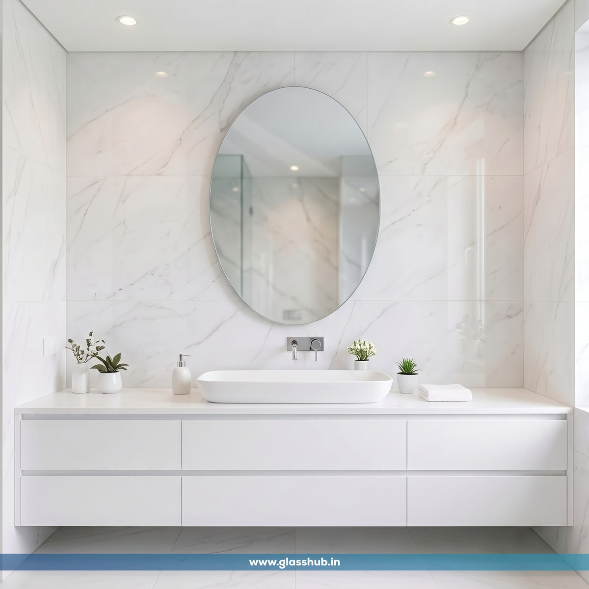 Frameless Oval Bathroom Mirror – Graceful, Classic & Modern